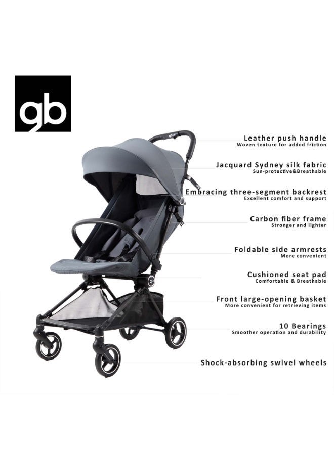 جي بي عربة أطفال gb FYN فائقة الخفة، وزنها 3.9 كجم، مصنوعة من ألياف الكربون، صغيرة الحجم وقابلة للطي، مناسبة للسفر بالطائرة، مزودة بمظلة حماية من الأشعة فوق البنفسجية بدرجة 50+، وحزام أمان خماسي النقاط، مثالية للسفر والاستخدام اليومي، لون أزرق - Image 3